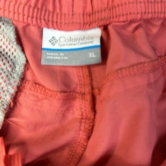 Columbia Coral Colored Athletic Shorts - Picture 6 of 11